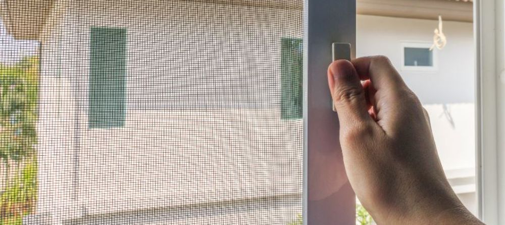 As vantagens de ter uma rede mosquiteira nas janelas de casa