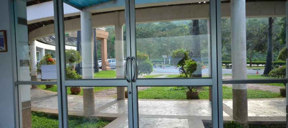 6 motivos para optar pelas portas de alumínio
